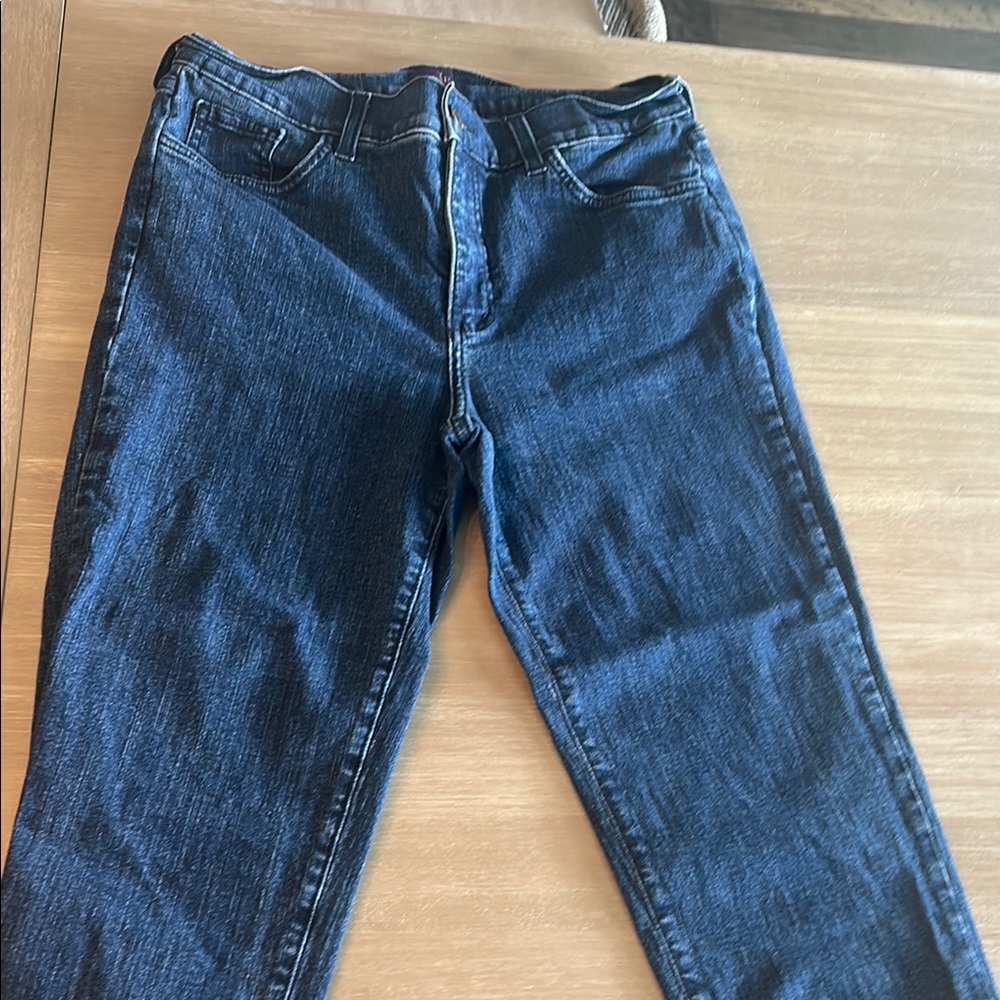NYDJ crop jeans w lift tuck‎ technology